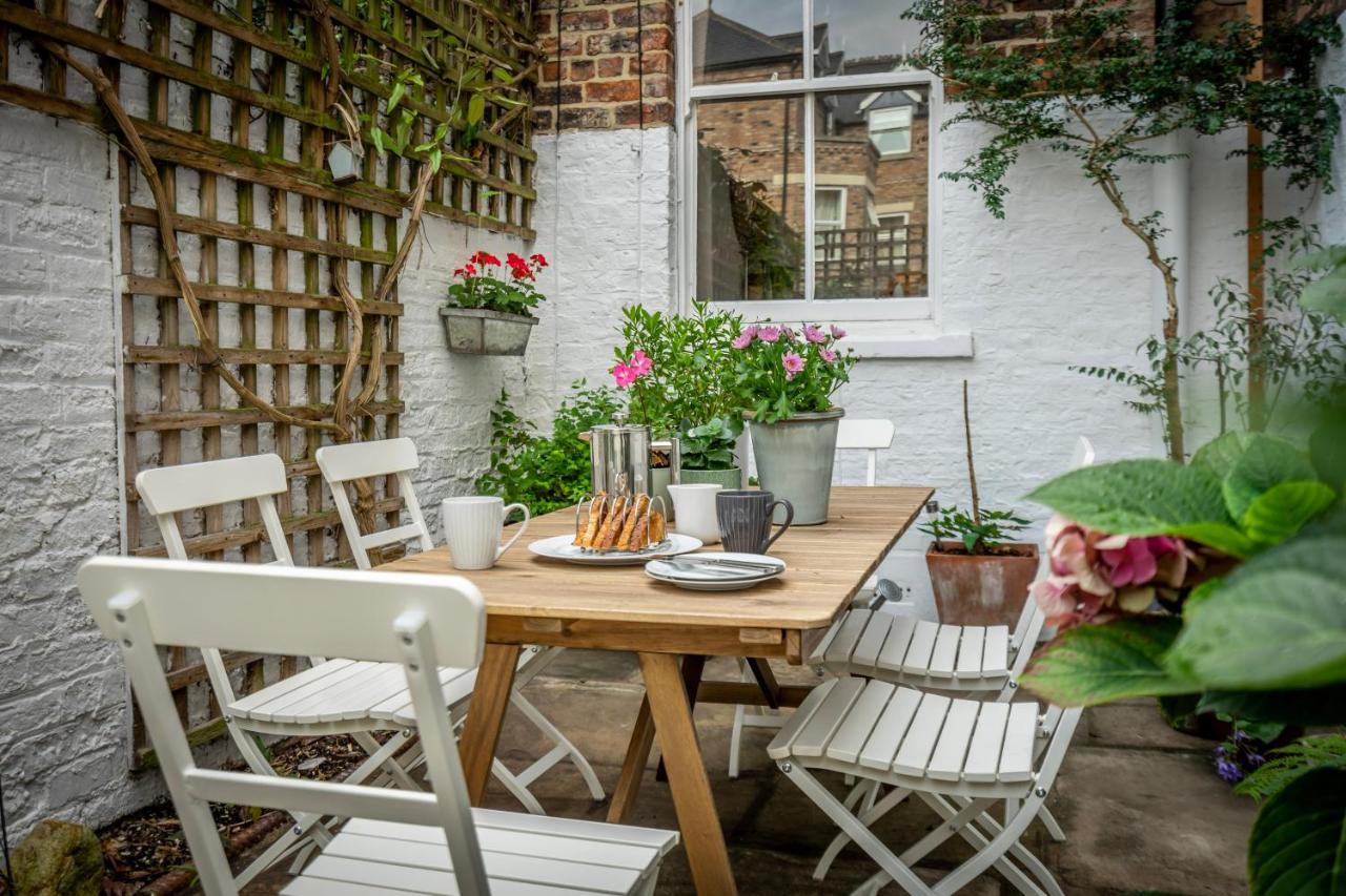 25 Avenue Terrace Apartment York Bagian luar foto